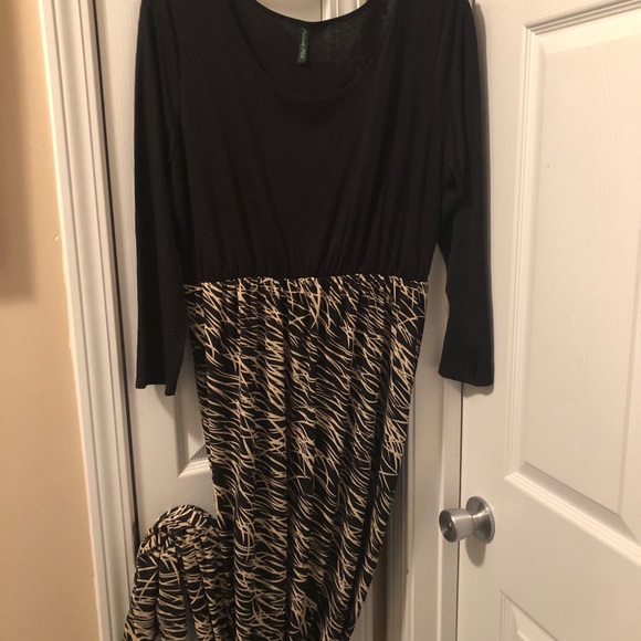 NWOT Black/Grass Maxi Dress 1X - Picture 3 of 6